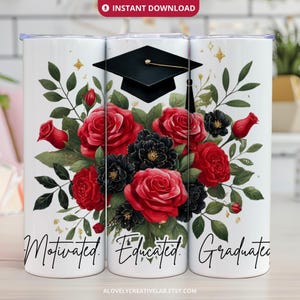 Envoltura para vaso de graduación PNG, diseño de sublimación para vaso delgado de 20 oz de la clase 2025, chica negra, melanizada, motivada, educada y graduada