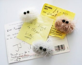 Knit your own Magnetic Microbes (pdf knitting pattern)