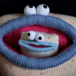 Knit your own Mummy and Baby Monsters pdf knitting pattern image 1