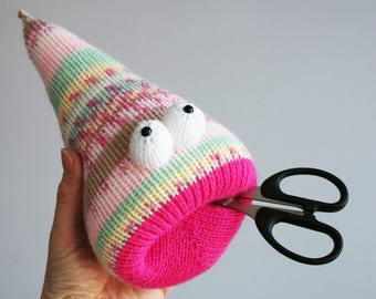 Pink and Brown Desk Worm