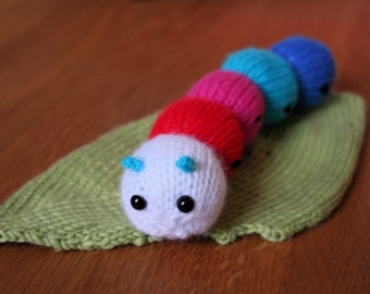 Knit your own baby caterpillar with leaf (pdf pattern)