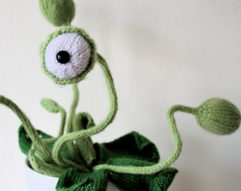 Knit your own cyclops pot plant (pdf knitting pattern)