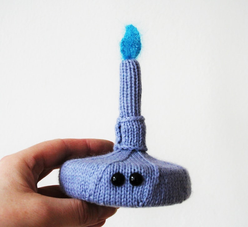 Knit your own Amigurumi Bunsen Burner pdf knitting pattern image 1