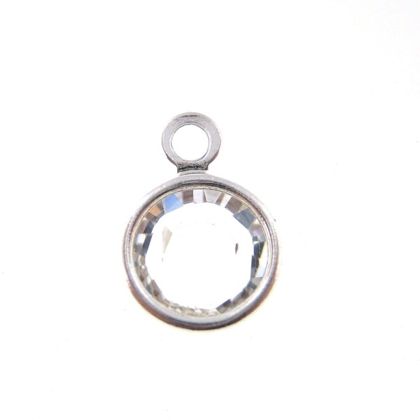 10 st 6 mm rodiumpläterad kristallkanalberlock med födelsesten i klar kristall - April Birthstones lägsta pris! Anti-matt!