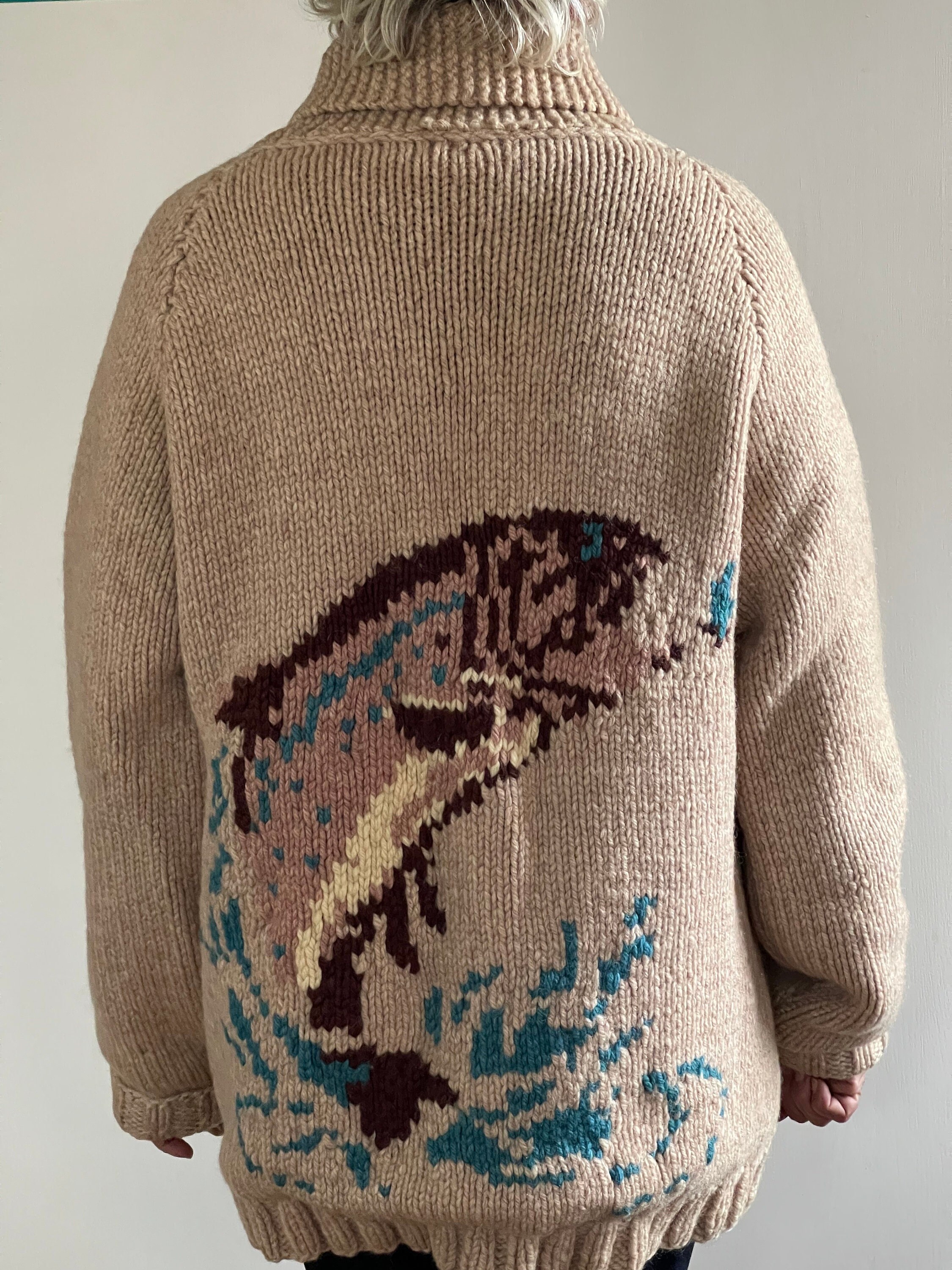 COWICHAN GRADIENT HAND-KNIT (N.D.)