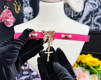 Limited Edition - Handmade Heat Reactive Rouge Leather Choker with Butterfly Cross Pendant, Color-Changing Collar with Spikes and Pearls