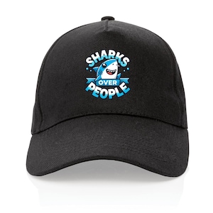 Sharks Over People Hat – zabawna czapka z rekinem, prezent dla miłośnika oceanów, regulowana czapka baseballowa, humor morski