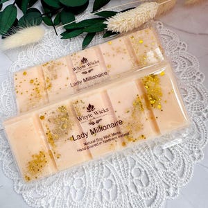 Lady Millionaire Luxury Soy Wax Melts | Notes : Neroli, Bitter Orange, Raspberry, Orange Blossom, Jasmine, Gardenia, Patchouli, Honey, Amber