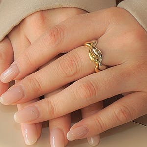 Wavy Layered Ring, Custom Gold Silver Elegant Stackable Ring, Minimalist Gold Silver Adjustable Mixed Metal Double Ring Jewelry Gift for Her
