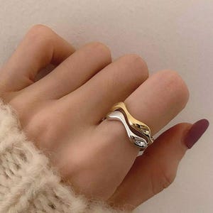 Wavy Layered Ring, Custom Gold Silver Elegant Stackable Ring, Minimalist Gold Silver Adjustable Mixed Metal Double Ring Jewelry Gift for Her