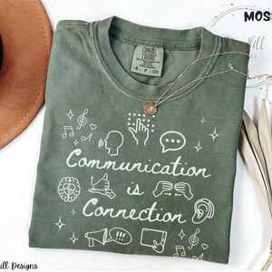 Camiseta de terapia del habla y la comunicación, camiseta Comfort Colors SLPa SLP, sudadera Gildan para terapeutas del habla, camiseta para profesores de educación especial, camiseta sobre neurodiversidad imagen 2