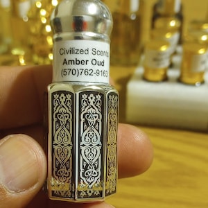 Amber Oud Perfume Oil: Sweet Oriental Fragrance Blend