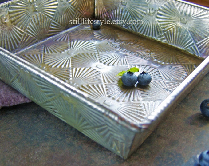 Bakerex Crownware Pan, Vintage Textured Tin, Metal Baking Pan, Embossed Crown Design, Aged Metal