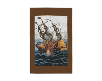 Op de afbeelding: Een vintage illustratie van een grote octopus die een zeilschip aanvalt. De octopus heeft grote, donkere ogen en is om de masten van het schip gewikkeld. Het schip is in nood, de zeilen zijn gescheurd en de bemanning probeert te ontsnappen.