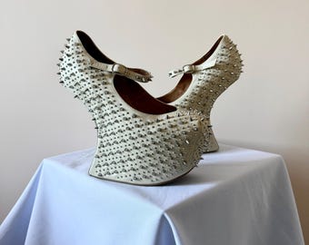Scarpe con tacco alto Jeffrey Campbell con borchie, stile punk e da ufficio, taglia UK 8