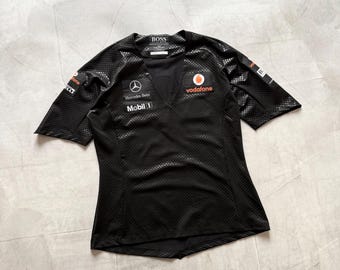 McLaren Hugo Boss Hamilton Button Vodafone Formula 1 Racing Ferrari Redbull Mercedes T-Shirt Tee Racing Size M