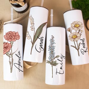 Geburtsblume Skinny Becher, Brautjungfer Becher mit Stroh, Geschenk für Sie, Benutzerdefinierte 20 Unzen Becher, Hochzeitsgeschenk, Geburtstagsgeschenk