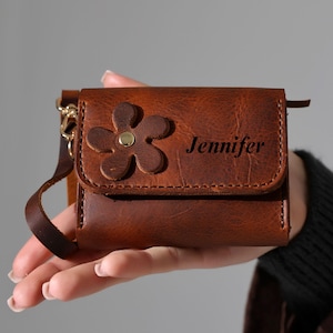 Cartera de cuero personalizada para mujer con flor, monedero con cremallera y pulsera de cuero personalizada, tarjetero y dinero de cuero grabado, regalo para ella