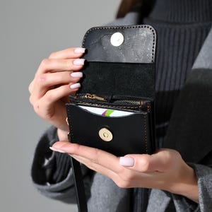 Cartera de cuero personalizada para mujer con flor, monedero con cremallera y pulsera de cuero personalizada, tarjetero de cuero grabado, regalo para mamá.