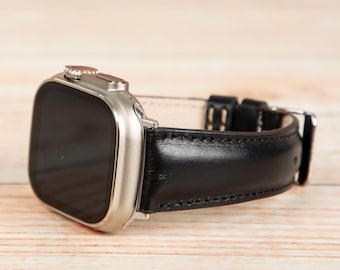 Engraved Black Leather Fitbit Versa Band: Unisex Custom Strap