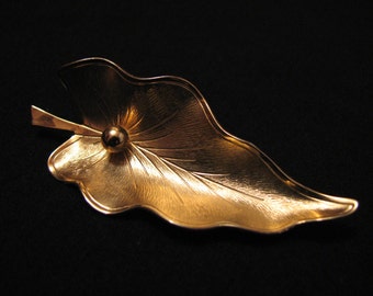 BIG Vintage Gold Tone Textured Holly Leaf Pin Brooch