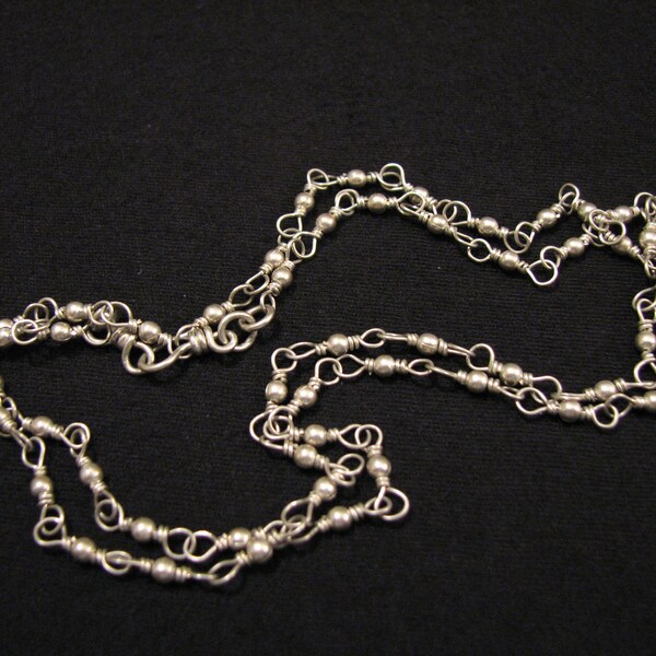 Vintage Silver Tone Beaded Twisted Link Toggle Necklace