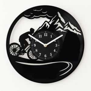 マウンテンバイクビニール製壁掛け時計 – 冒険好きのためのサイクリスト壁飾り