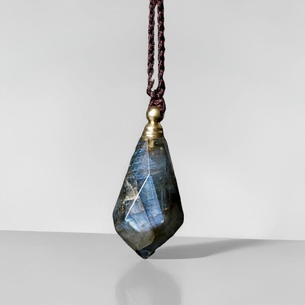 MoonStone Urn Necklace, Crystal Pet Urn Necklace, Small Ashes, Ashes Necklace, Urn For Human Ashes Charm Necklace Loss of Dog Gift