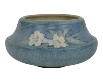 Newcomb College 1914 Arts and Crafts Pottery Freesia Blue Bowl Vase Simpson