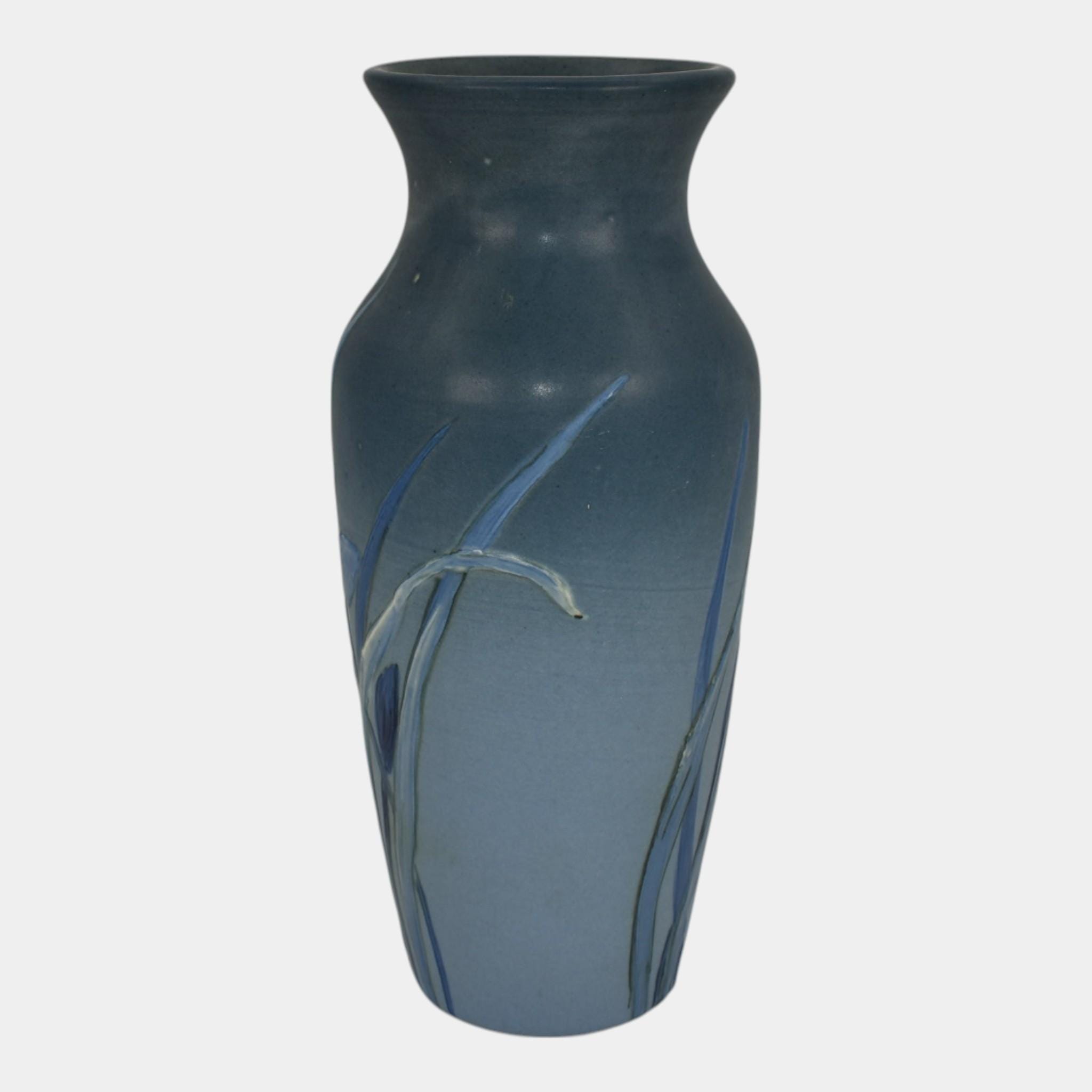 Weller Hudson 1920s Vintage Art Pottery Hand Painted Blue Flower