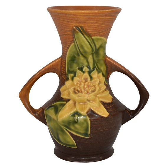 Roseville Pottery Water Lily 1943 Pink Vase 73-6