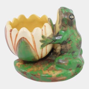 Weller Coppertone 1920s Arts and Crafts Pottery Frog On Lily Pad Ceramic Planter