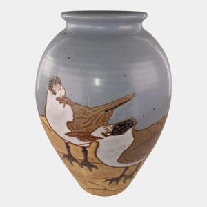 Common Ground Eric Olson 2005 Studio Art Pottery Royal Terns Seabird Vase