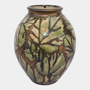 Hog Hill Studio Art Pottery Green Bronze Luster Leaf Decorated Bulbous Vase Fox