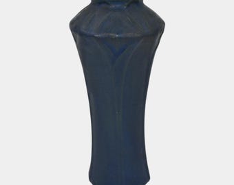 Van Briggle 1907-12 Arts And Crafts Pottery Blue Ceramic Vase 676
