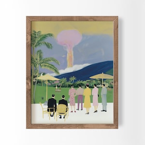 Könnte beinhalten: Ein gerahmter Kunstdruck, der eine Gruppe von Menschen zeigt, die auf einer Terrasse stehen und sitzen und eine große rosa Pilzwolke beobachten, die über einem dunklen Gebirgszug und Palmen aufsteigt. Die Szene enthält gelbe Sonnenschirme.