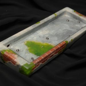 Brick Wall Diorama Keyboard Case, Artisan Craftsmanship for Keyboard Enthusiasts