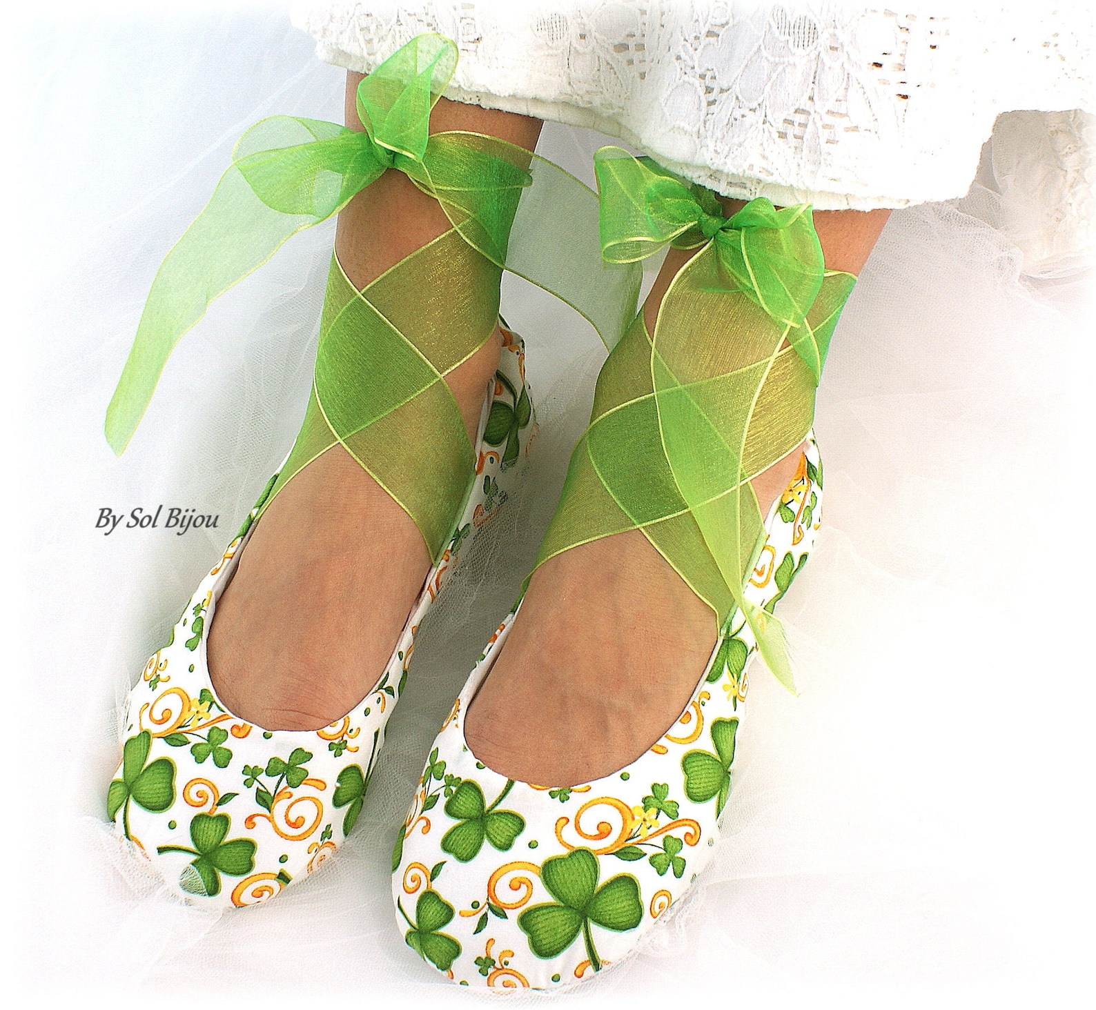 emerald green and ivory bride ballet slippers lace shoes for brides