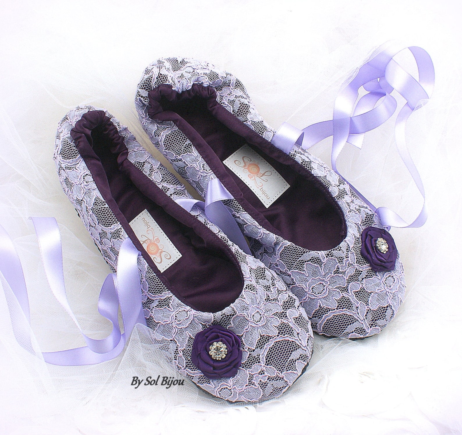 ballet flats, plum, purple, lilac, wedding flats, bridal shower, ballet slippers, reception, maid of honor, shoes, lace flats, v