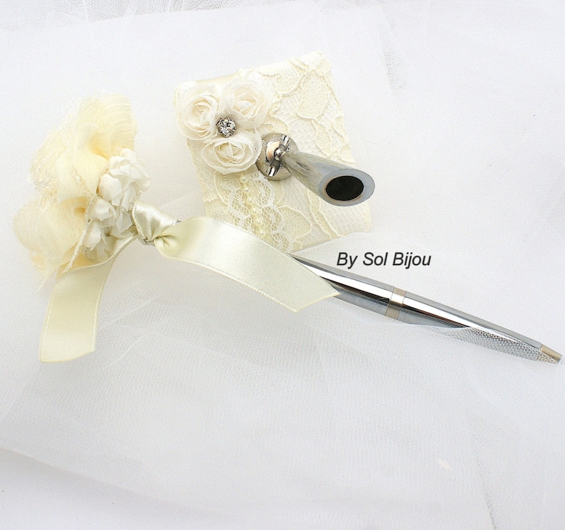 Wedding Signature Book and Pen Set in Ivory and White Vintage Style