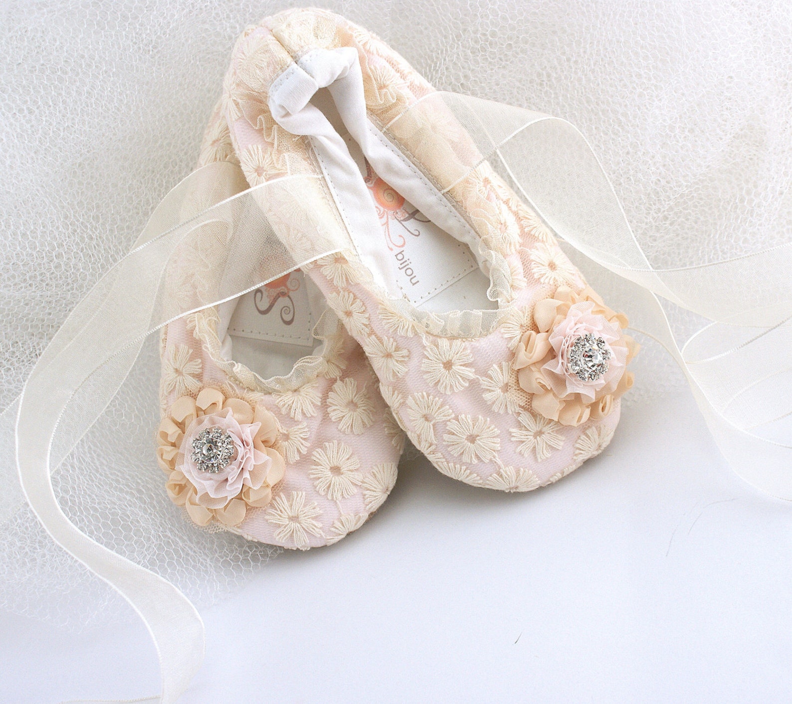 flower girl flats, ballet flats, champagne, pink, blush, elegant, vintage style, shoes, first communion, ballerina slippers, lac