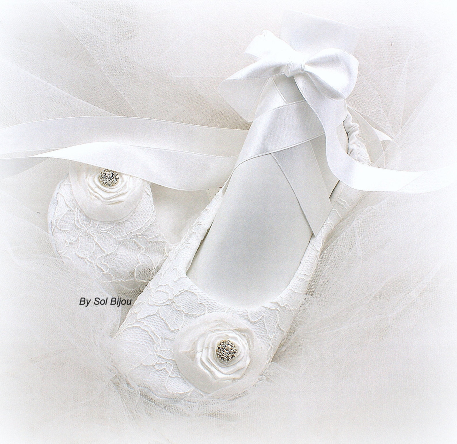 white ballet flats,custom wedding flats,ballet slippers,white lace flats,flower girl flats,first communion,elegant wedding,vinta