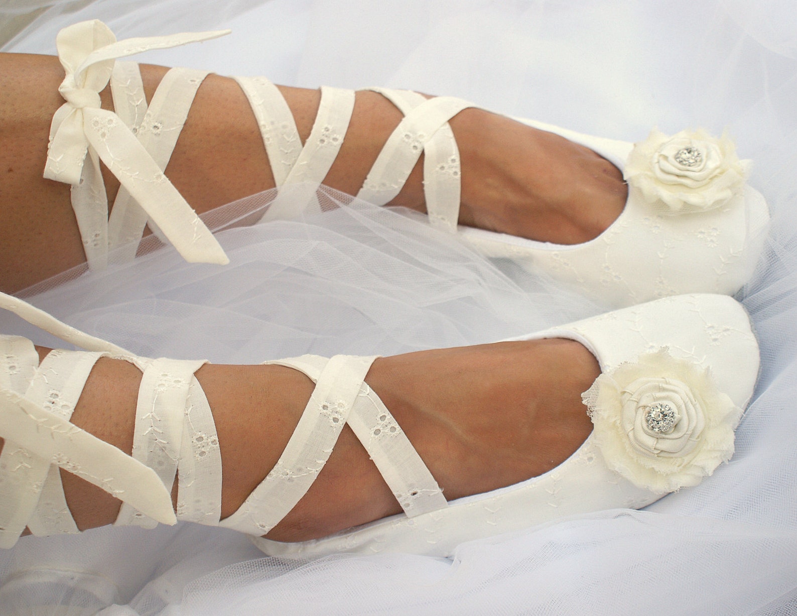 wedding ballet shoes in ivory cotton with ivory ties vintage elegant flats