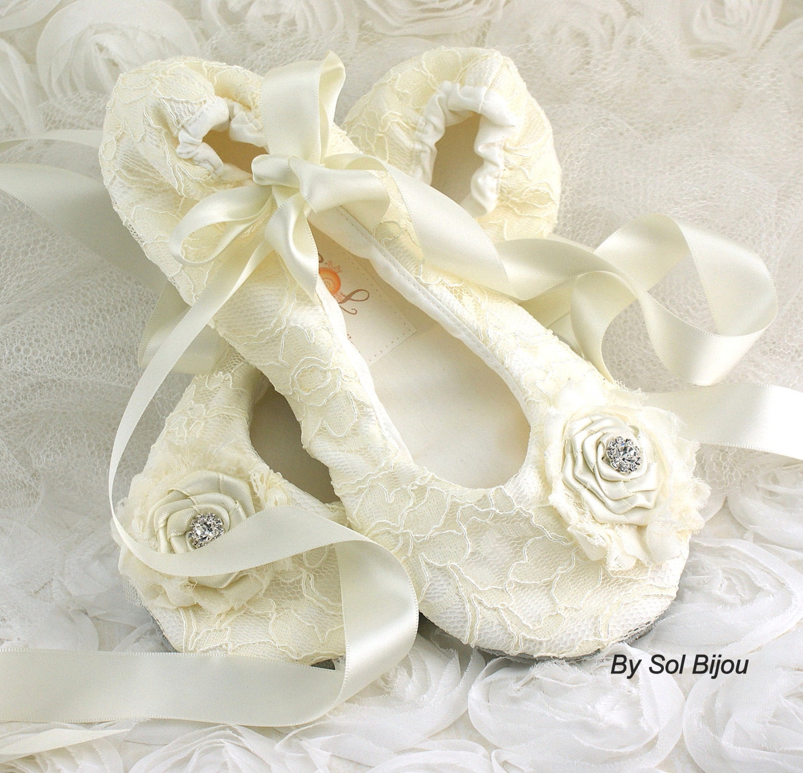 custom ballet flats shoes ivory ballet slippers wedding flats lace flats wedding shoes flower girl vintage style flats elegant w