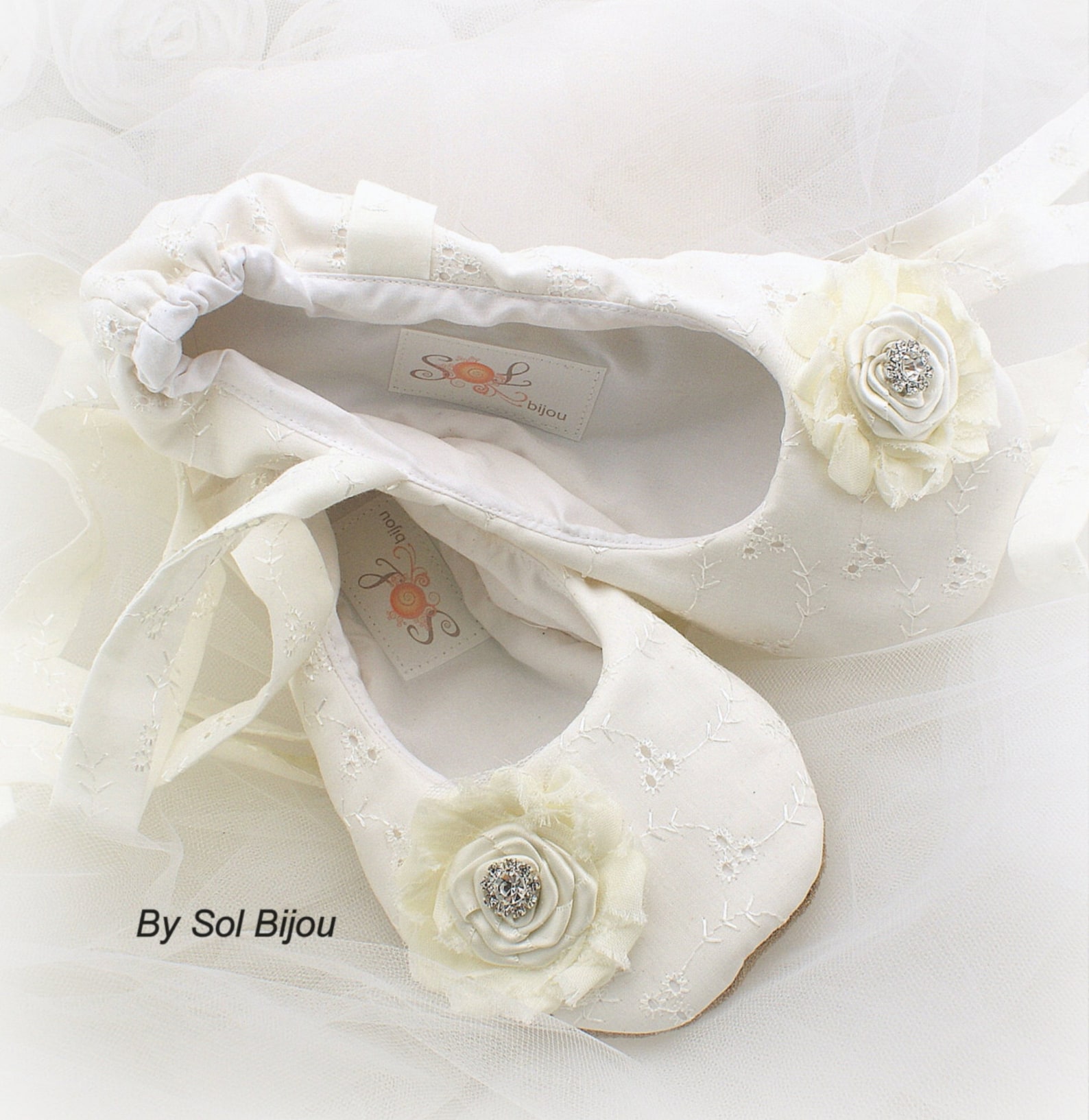 wedding ballet shoes in ivory cotton with ivory ties vintage elegant flats wedding ballet shoes in ivory cotton with ivory ties vintage elegant flats