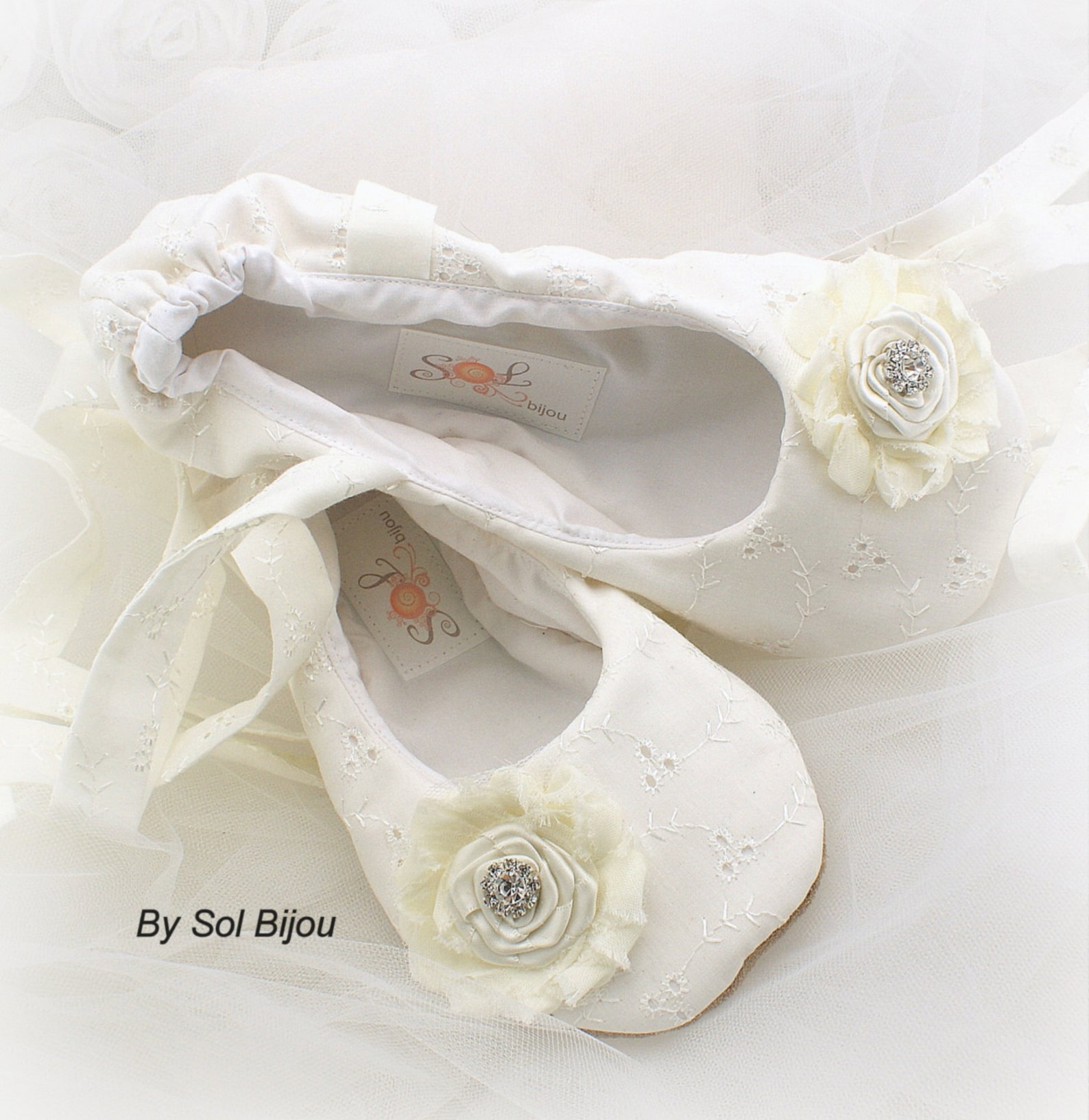 wedding ballet shoes in ivory cotton with ivory ties vintage elegant flats