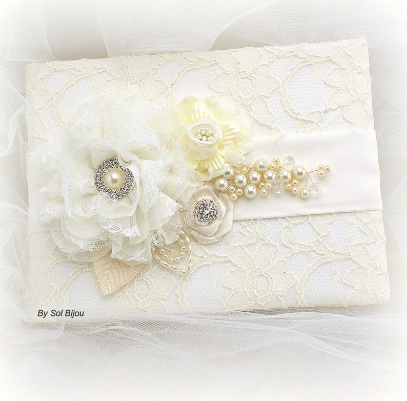 Wedding Signature Book and Pen Set in Ivory and White Vintage Style