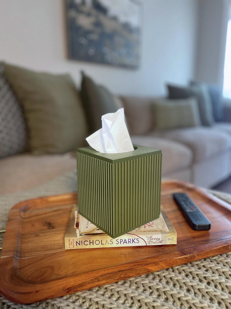 Ribbed Tissue Box in Green