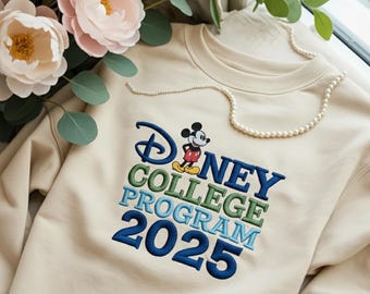 Disney College-Programm 2025-Sweatshirt, Mickey bestickter DCP-Rundhalsausschnitt, offizielles Internship-Shirt, Disney Disney Camisson Life-Pullover, DCP Merch Tee