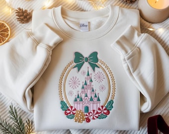 Sudadera navideña con lazos bordados del Castillo de Disney, camiseta navideña de Disneyland, suéter de bastón de caramelo de pan de jengibre de Disney, temporada navideña